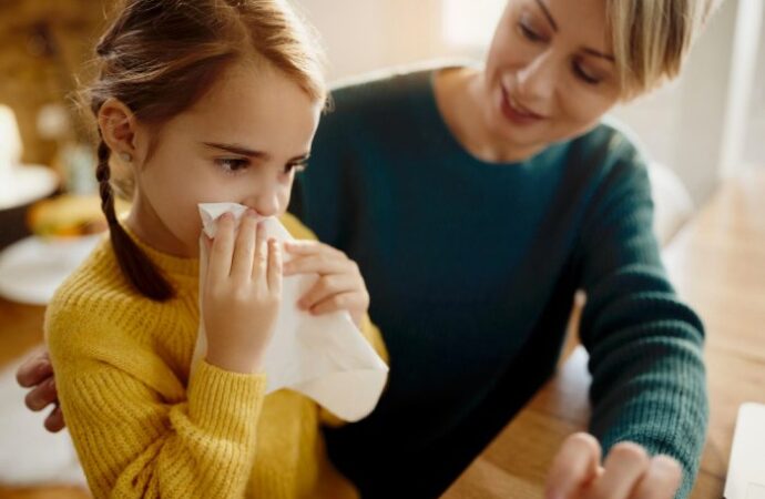 Infekcje u dzieci: domowe sposoby na gorączkę